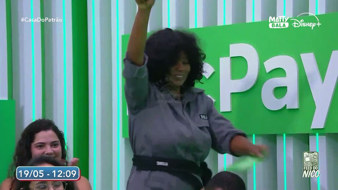 Sheila comemora a vaga na Prova do Patrão na dinâmica do PicPay da Casa do Patrão